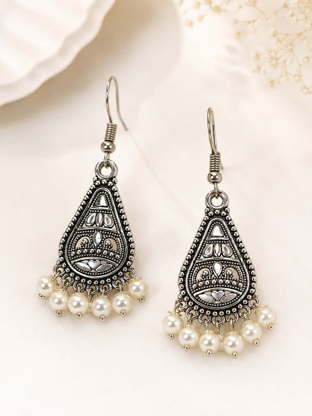 Silver-Plated Pearl Beaded Teardrop-Shaped Oxidized Drop Earrings (5 cm) - Image 2