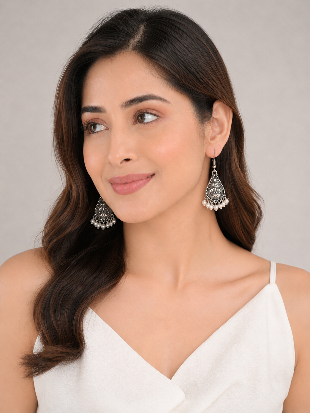 Silver-Plated Pearl Beaded Teardrop-Shaped Oxidized Drop Earrings (5 cm)